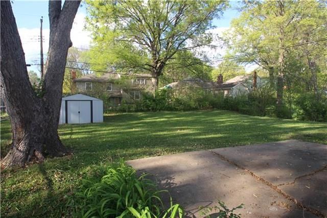 3506 E 106th Ter, Kansas City, MO 64137
