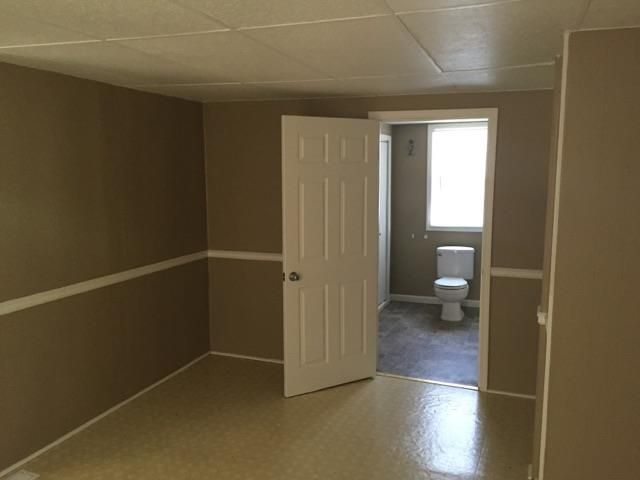 221 N Crysler Ave, Independence, MO 64050