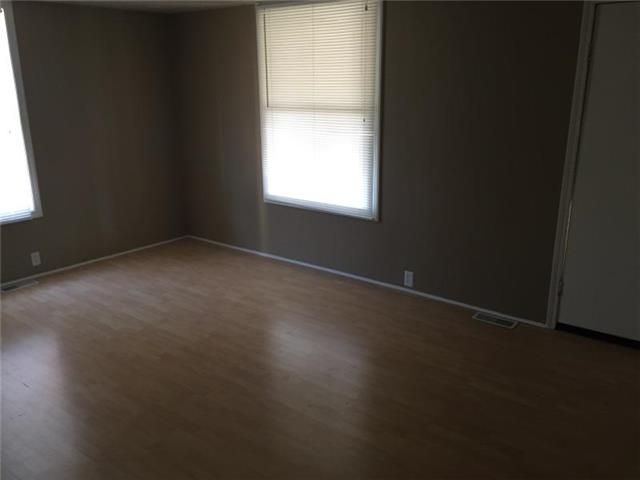 221 N Crysler Ave, Independence, MO 64050