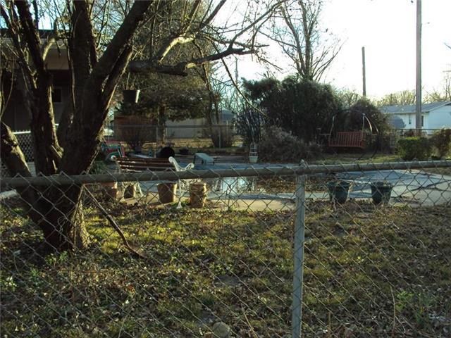 2002 S Eddy St, Fort Scott, KS 66701