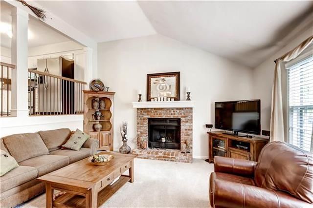 1205 E Pineview St, Olathe, KS 66061