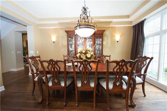 1305 SE Wingate Cir, Blue Springs, MO 64014