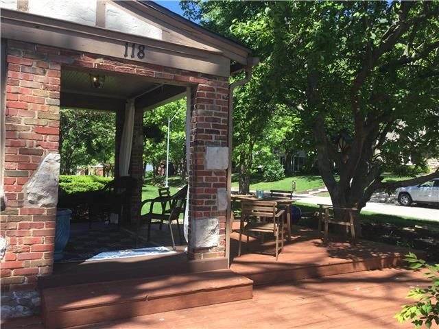 118 E 72nd St, Kansas City, MO 64114