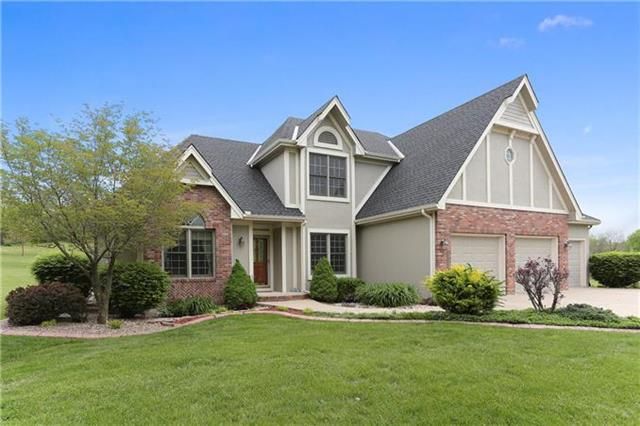 9625 NE Staley Rd, Kansas City, MO 64156
