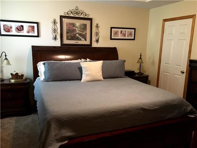 1201 Wildflower Rd, Warrensburg, MO 64093
