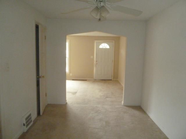 1159 E 76th Ter, Kansas City, MO 64131