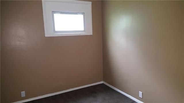 7703 E 108th Ter, Kansas City, MO 64134