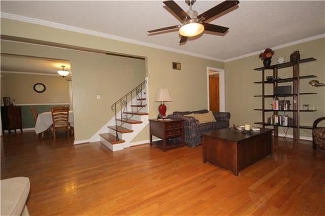 815 E 80th St, Kansas City, MO 64131