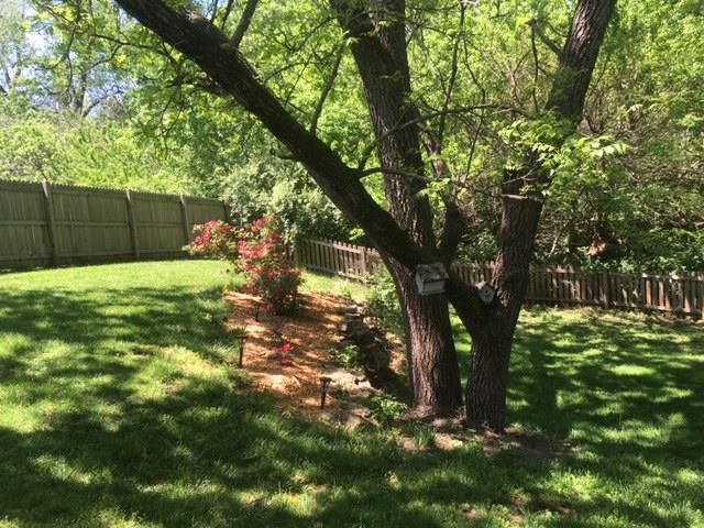 412 Taylor Ln, Belton, MO 64012