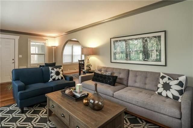 321 E 69th Ter, Kansas City, MO 64113