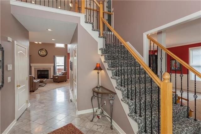 17920 W 158th St, Olathe, KS 66062