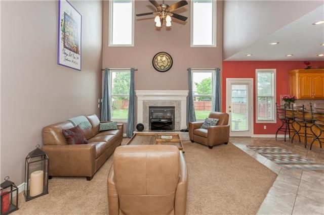 17920 W 158th St, Olathe, KS 66062