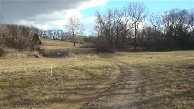 Blue Mills Rd, Independence, MO 64058
