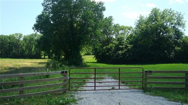 Blue Mills Rd, Independence, MO 64058