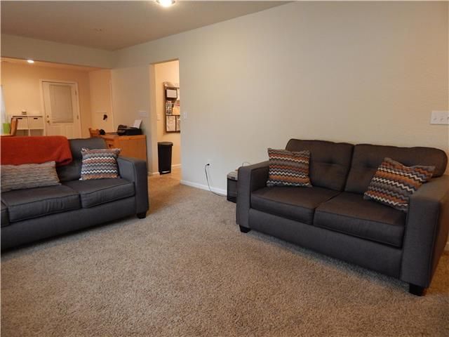 110 Marr Dr, Warrensburg, MO 64093