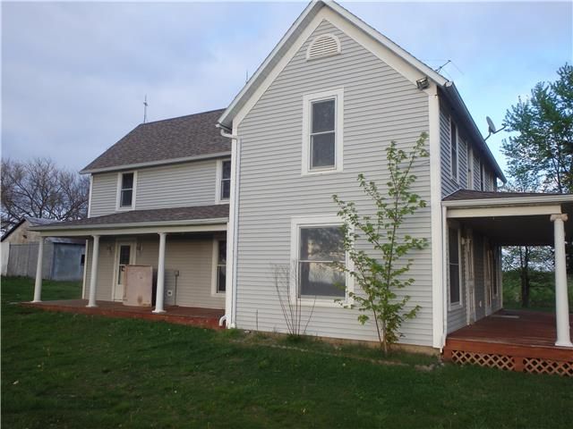 21838 Naples Dr, Bucklin, MO 64631