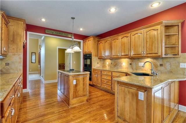 14205 E 96th Ter, Kansas City, MO 64139