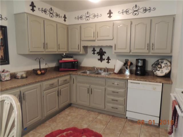 11223 Eastern Ave, Kansas City, MO 64134