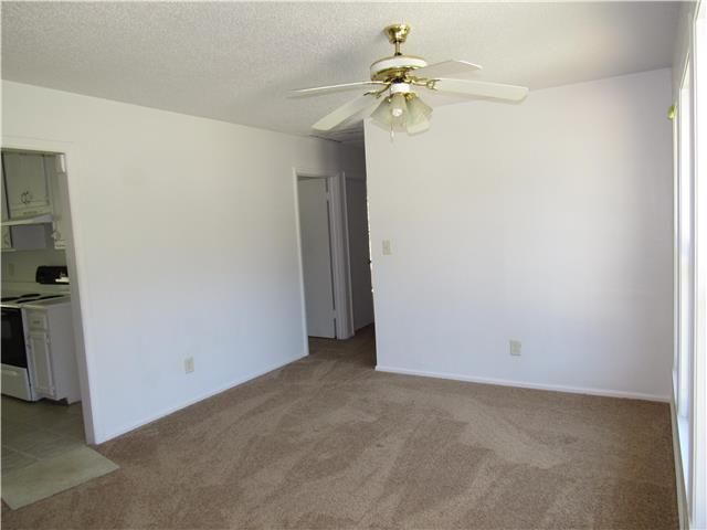 9101 Wornall Rd, Kansas City, MO 64114