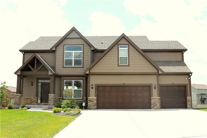 10314 N Ditman Ave, Kansas City, MO 64157