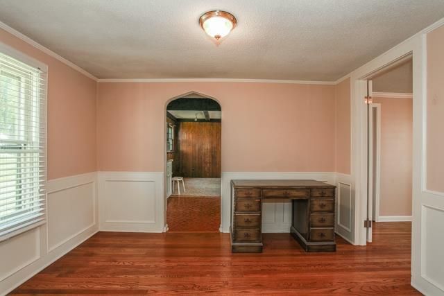 7605 Eby Ave, Overland Park, KS 66204