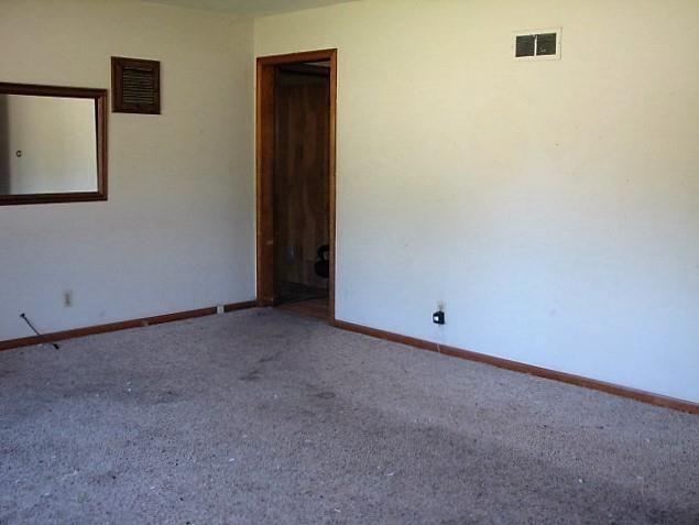 6301 Longview Rd, Kansas City, MO 64134