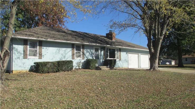 405 6th St, Urich, MO 64788