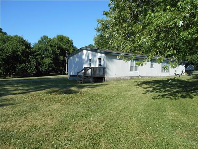 709 W Heth St, Mayview, MO 64071