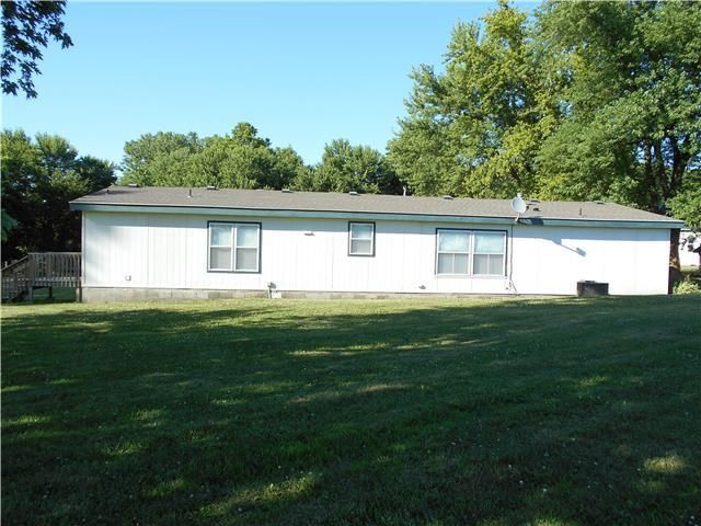 709 W Heth St, Mayview, MO 64071