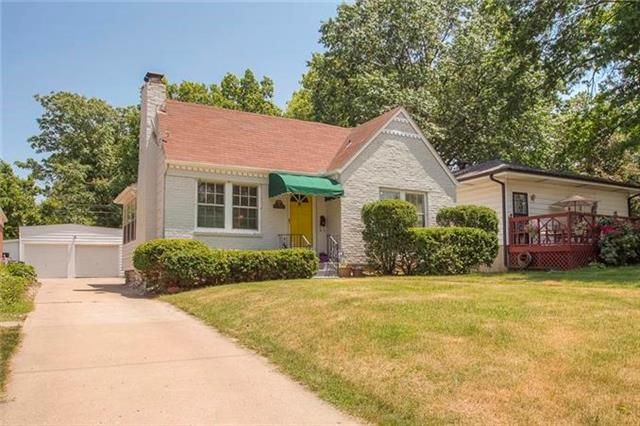 7245 Baltimore Ave, Kansas City, MO 64114