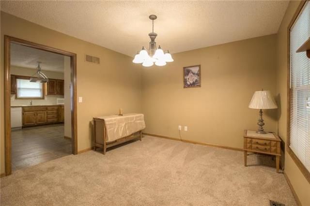 4807 Perry Ave, Merriam, KS 66203