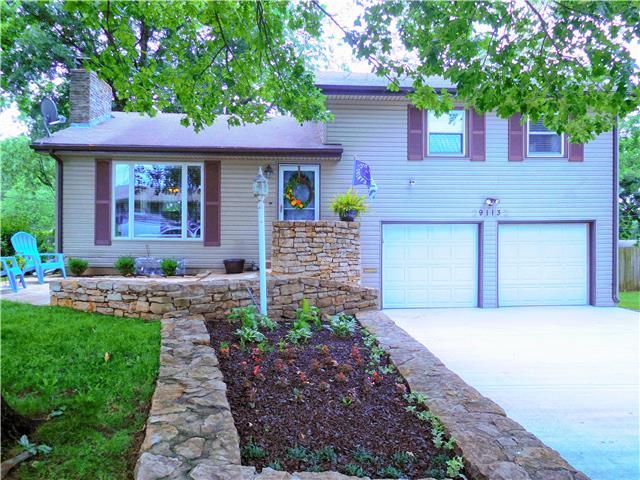 9113 W 69th St, Merriam, KS 66204