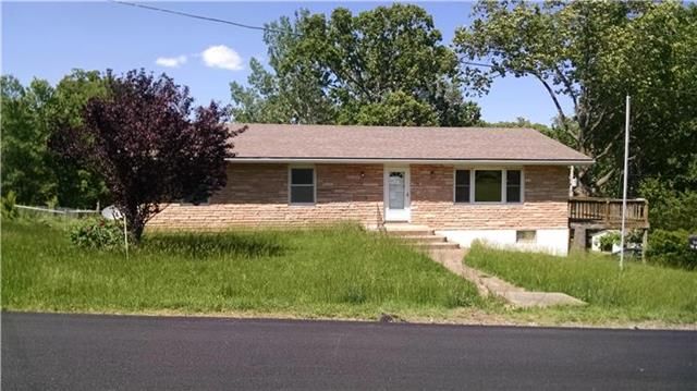 746 Hawthorne St, Warsaw, MO 65355