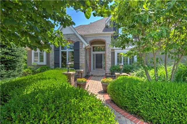 9503 W 148th Ter, Overland Park, KS 66221