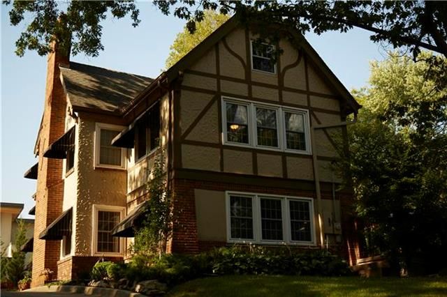 5741 Wornall Rd, Kansas City, MO 64113