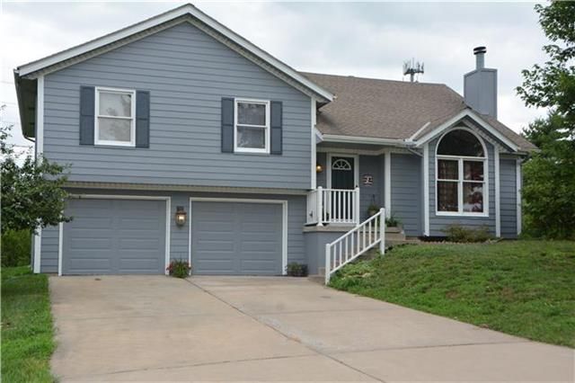 3409 E 114th Ter, Kansas City, MO 64137