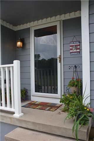 3409 E 114th Ter, Kansas City, MO 64137