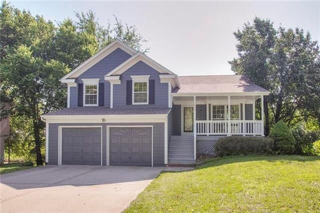 14909 Stonewood Dr, Grandview, MO 64030