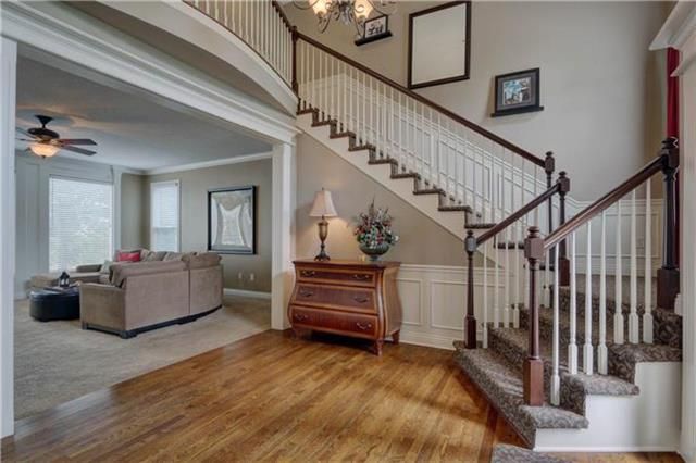14340 Bond St, Overland Park, KS 66221