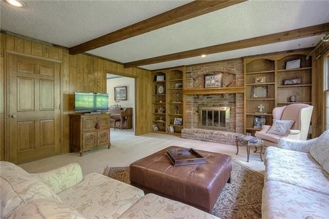 11217 Benson St, Overland Park, KS 66210