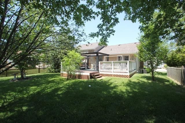 907 NE 108th St, Kansas City, MO 64155