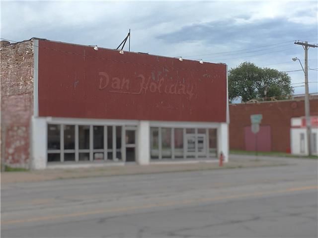 2420 E Truman Rd, Kansas City, MO 64127