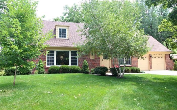 9247 Outlook Dr, Overland Park, KS 66207