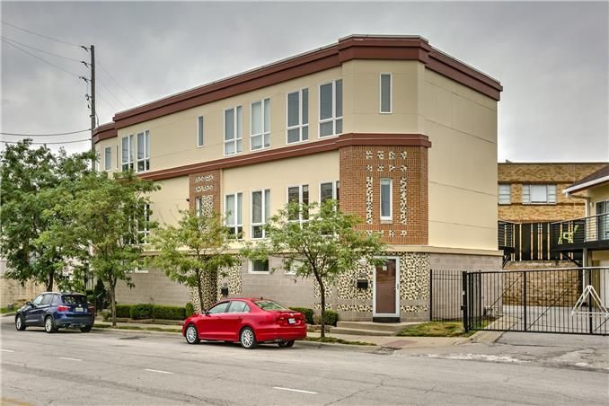 2955 Mcgee Trafficway, Kansas City, MO 64108