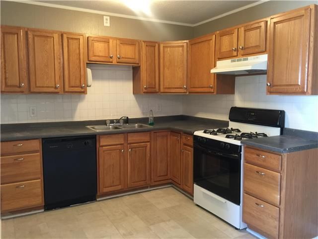 7003 E 113th Ter, Kansas City, MO 64134