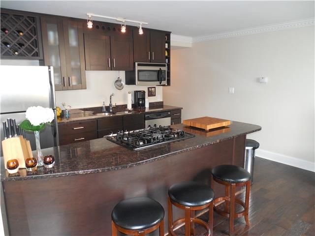 700 E 8th Unit 11 E St, Kansas City, MO 64106