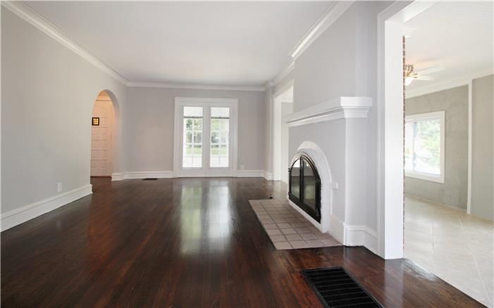 37 E 68 Ter, Kansas City, MO 64113