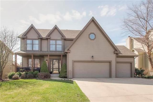 14008 Parkhill Ln, Overland Park, KS 66221