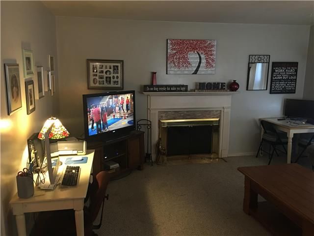332 N Cherry St, Olathe, KS 66061