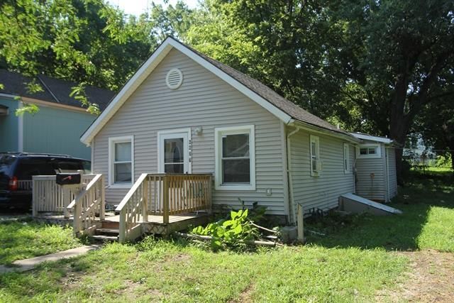 6427 E 13th St, Kansas City, MO 64126
